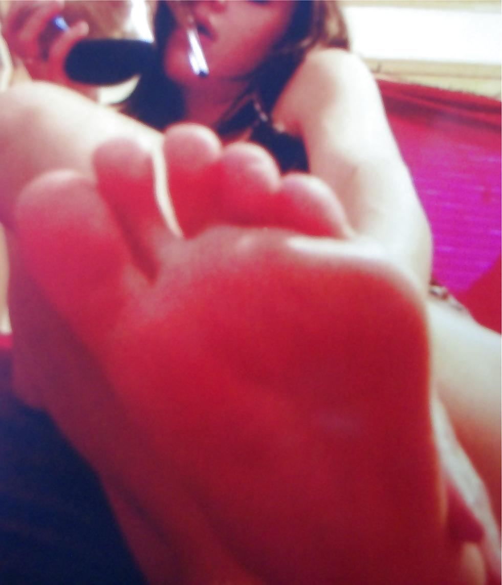 25P Cum on my wife's feet