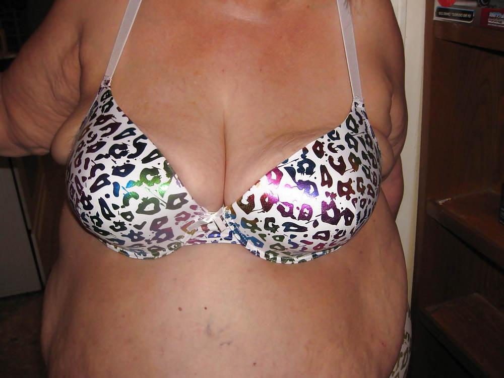 10P Sexy white bra and panties 