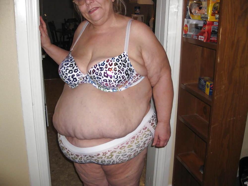 10P Sexy white bra and panties 