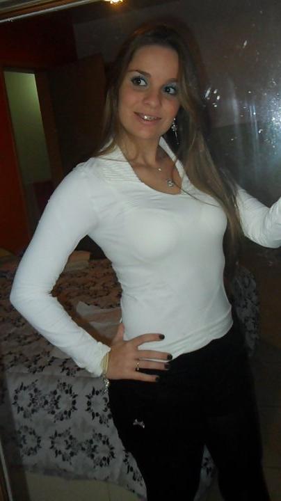 16P Aline, 20, want cum on her braces