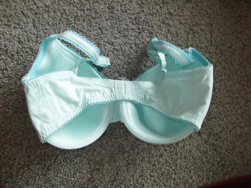 25P Bra shot