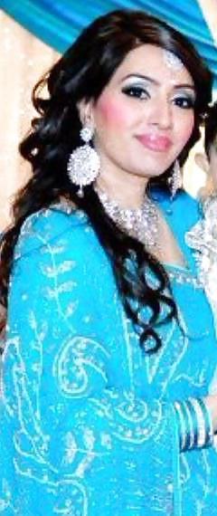 25P Hot and Sexy Indian, Desi, NRI, Punjabi Cheating Slut Wife!!
