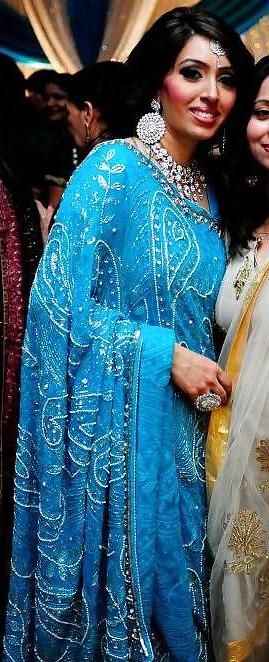 25P Hot and Sexy Indian, Desi, NRI, Punjabi Cheating Slut Wife!!