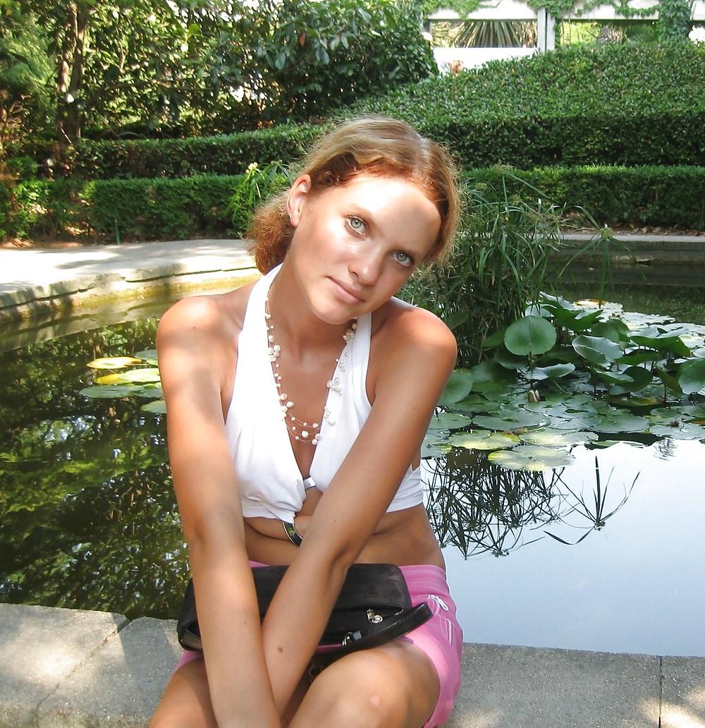 25P Amateur Teen's 16