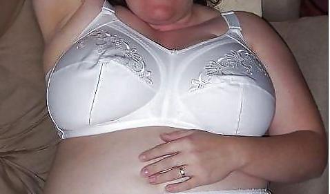 19P Chunky tits in bra 8