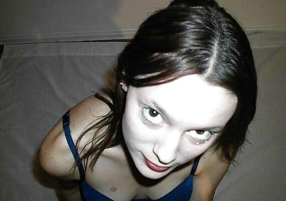 18P BIG LOAD LOVING CUM SLUT