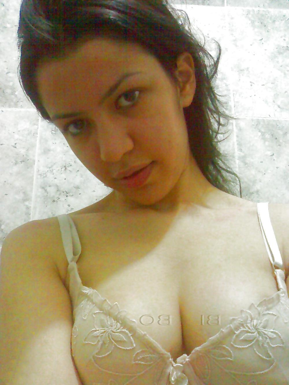 11P Arab Ex-Girlfriend