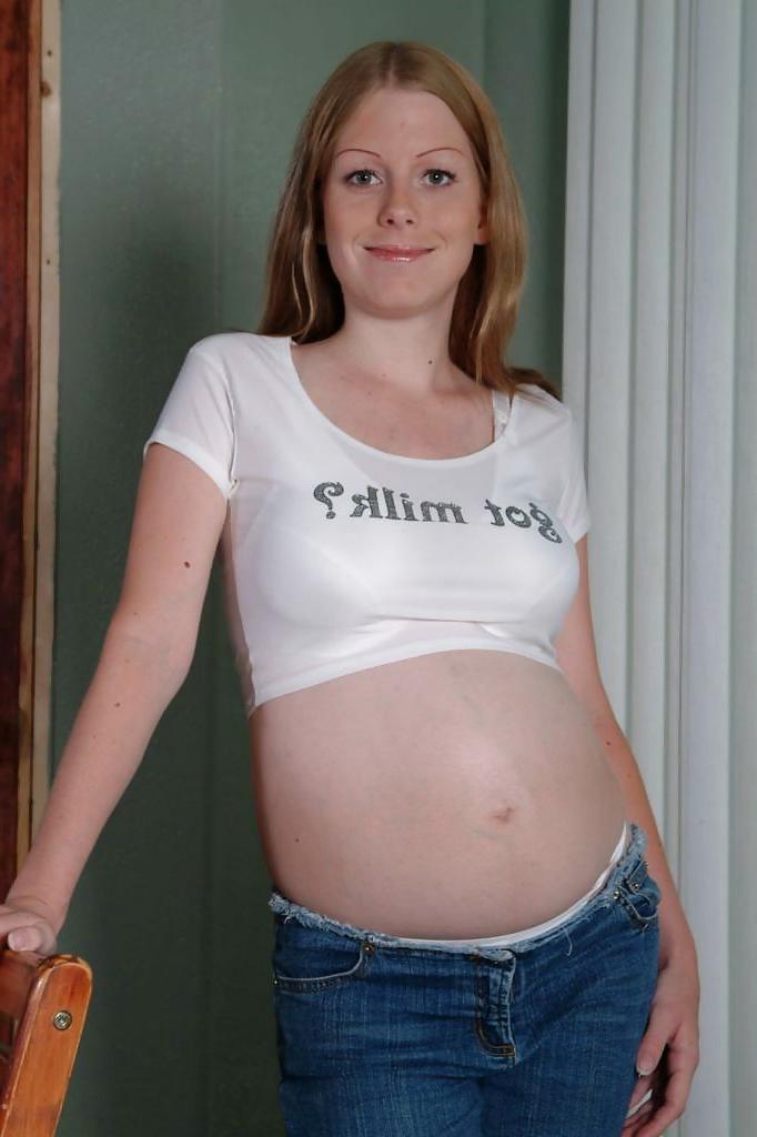 20P Pregnant Amber