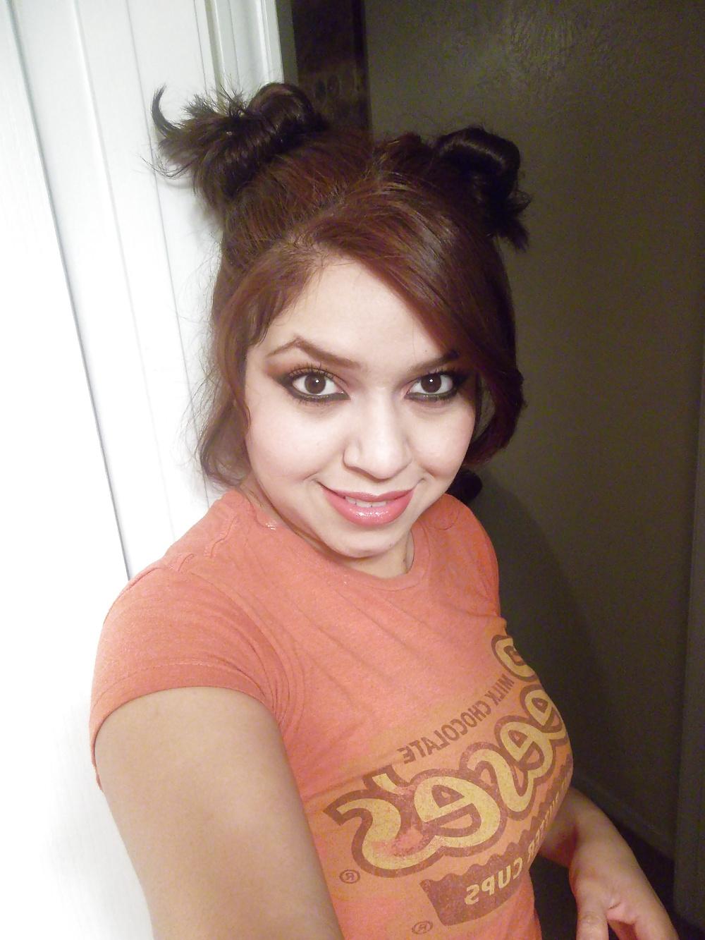5P Mexican mom ready to fuck by aviles