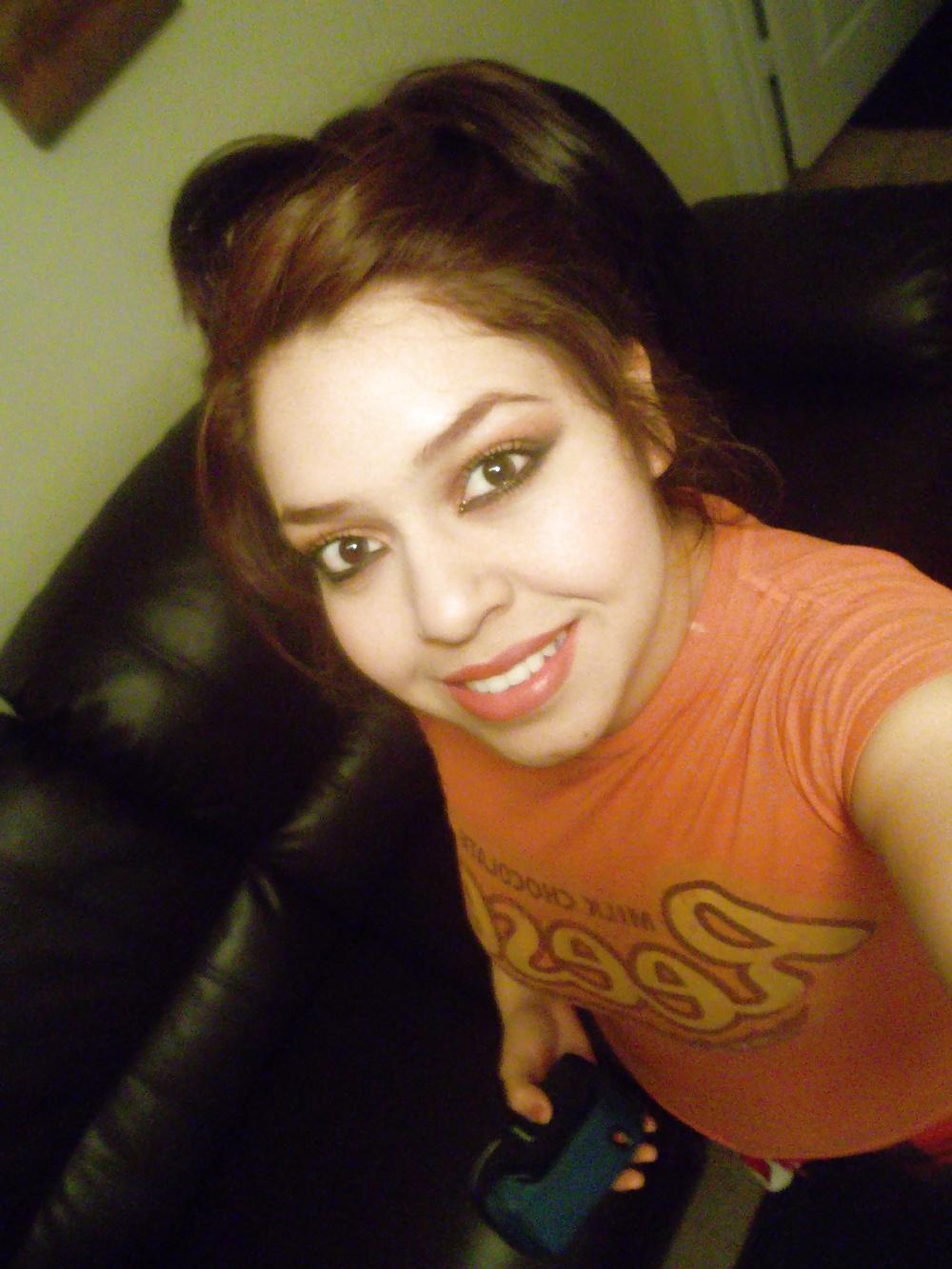 5P Mexican mom ready to fuck by aviles
