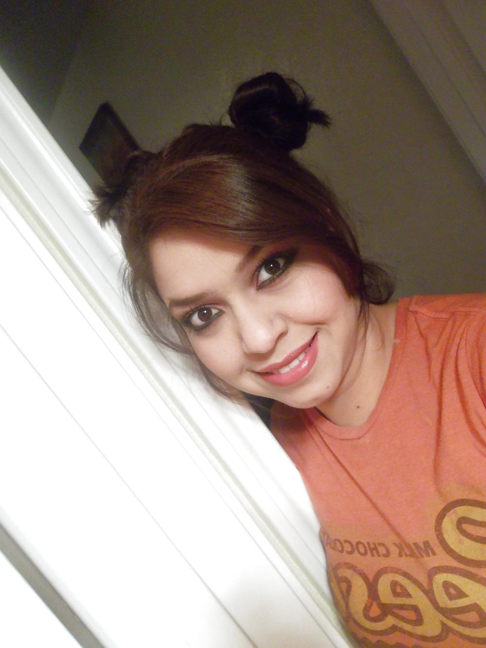 5P Mexican mom ready to fuck by aviles