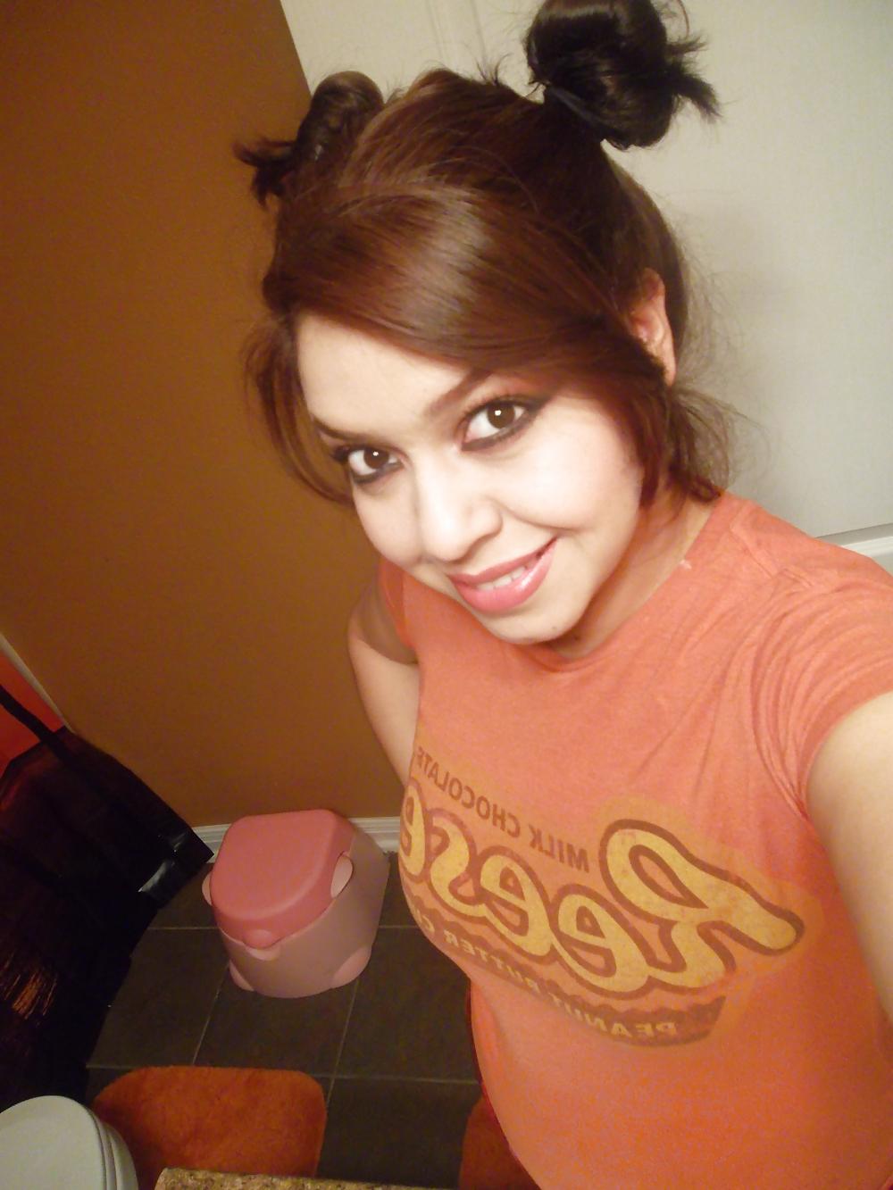 5P Mexican mom ready to fuck by aviles