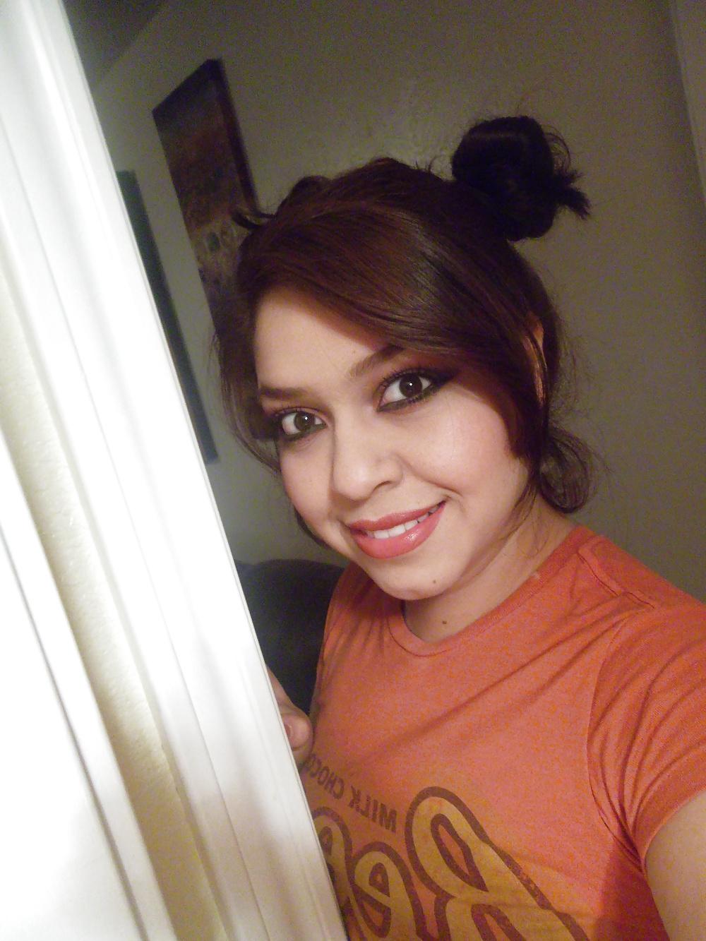 5P Mexican mom ready to fuck by aviles