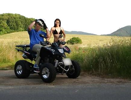 14P Hier en foret tour de quad contre bonne pipe avec un inconu
