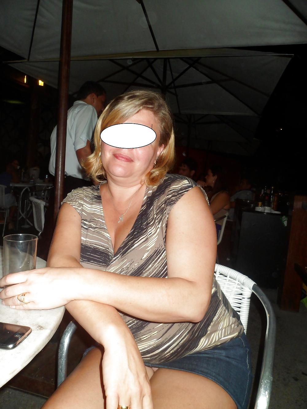 12P ANOTHER NIGHT AT THE BAR