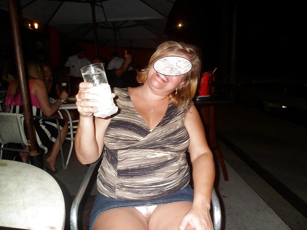 12P ANOTHER NIGHT AT THE BAR