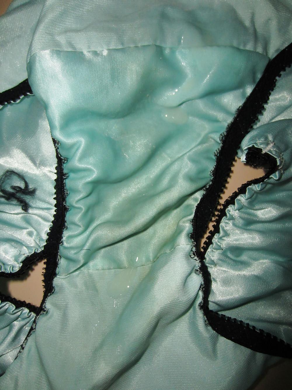 7P No! I told you NOT to cum on my panties!