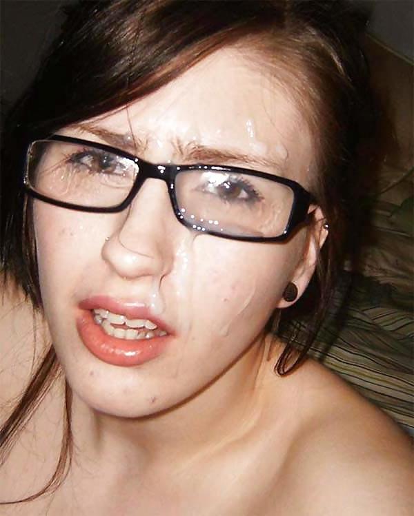 23P JIZZ ON HER FACE II