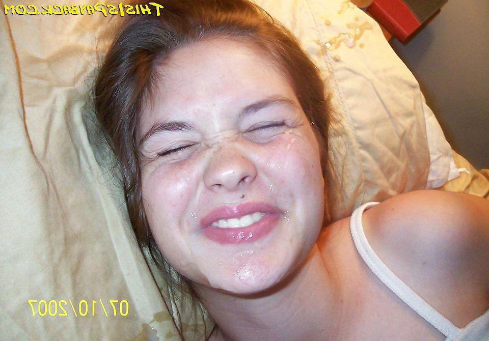 25P Hot teen sucks and gets facials