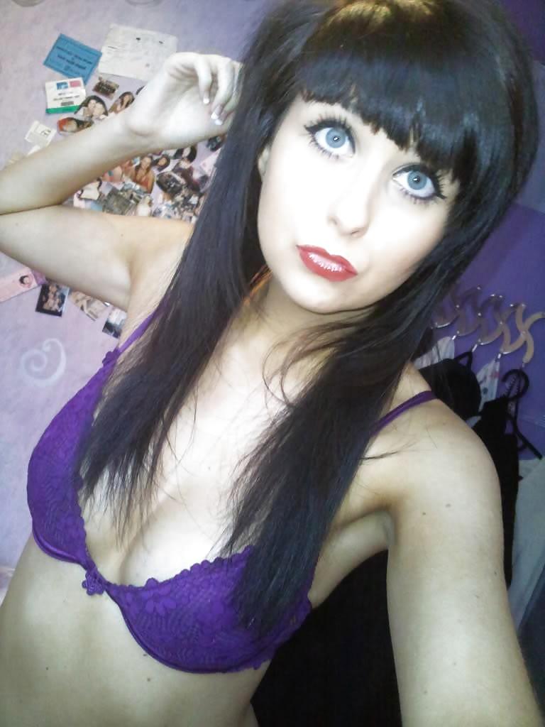 25P Very Pretty Teen