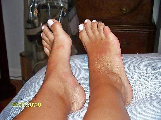 8P More feet i wanna cum on (ladies i know)