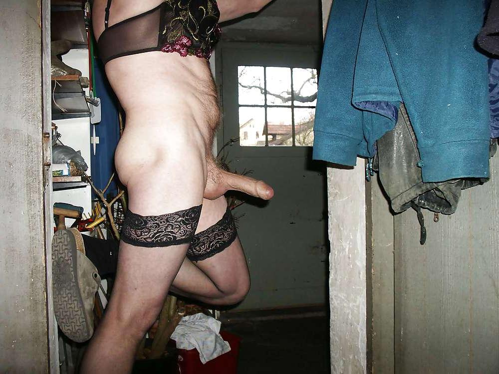 15P Neighbours laundry in the basement