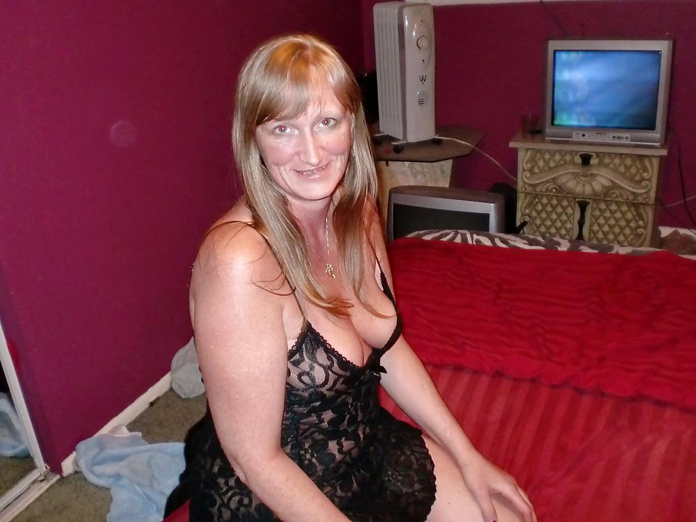 17P Wife facials