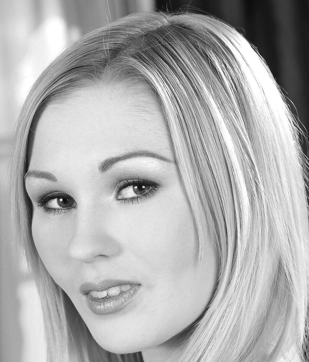 25P Pretty faces to cum on