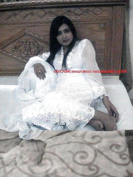23P Pakistani Air hostess I fucked in Lahore 2010
