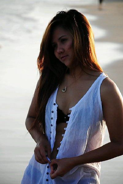 21P Thai girl from rupburee
