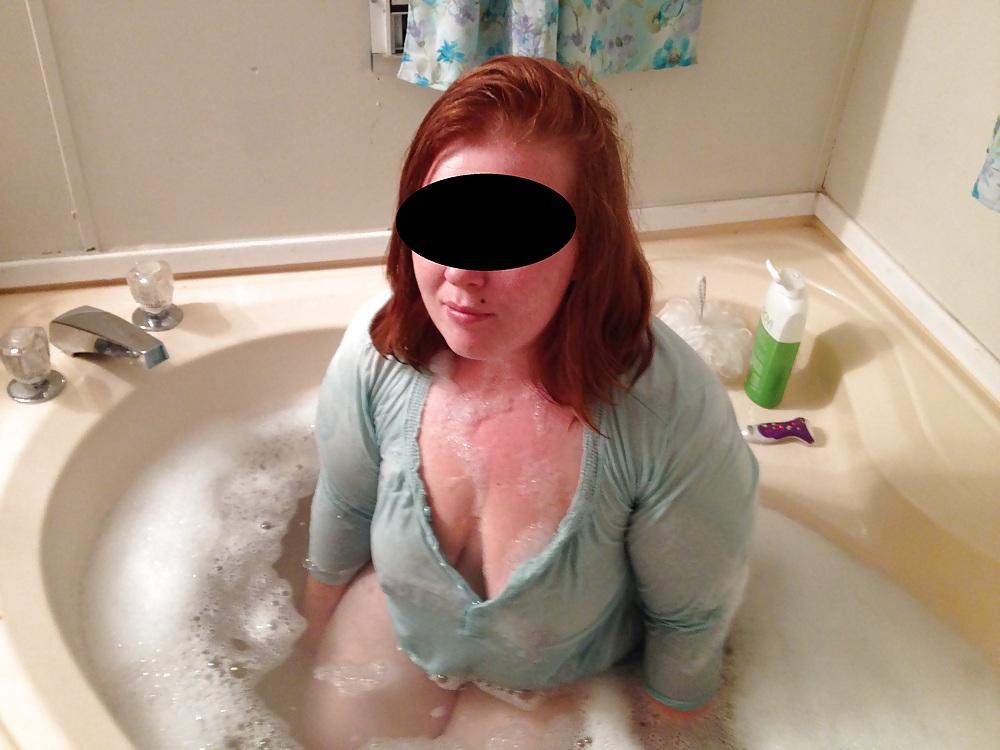 20P Sexy Bath Time Fun With Red and some 69ing