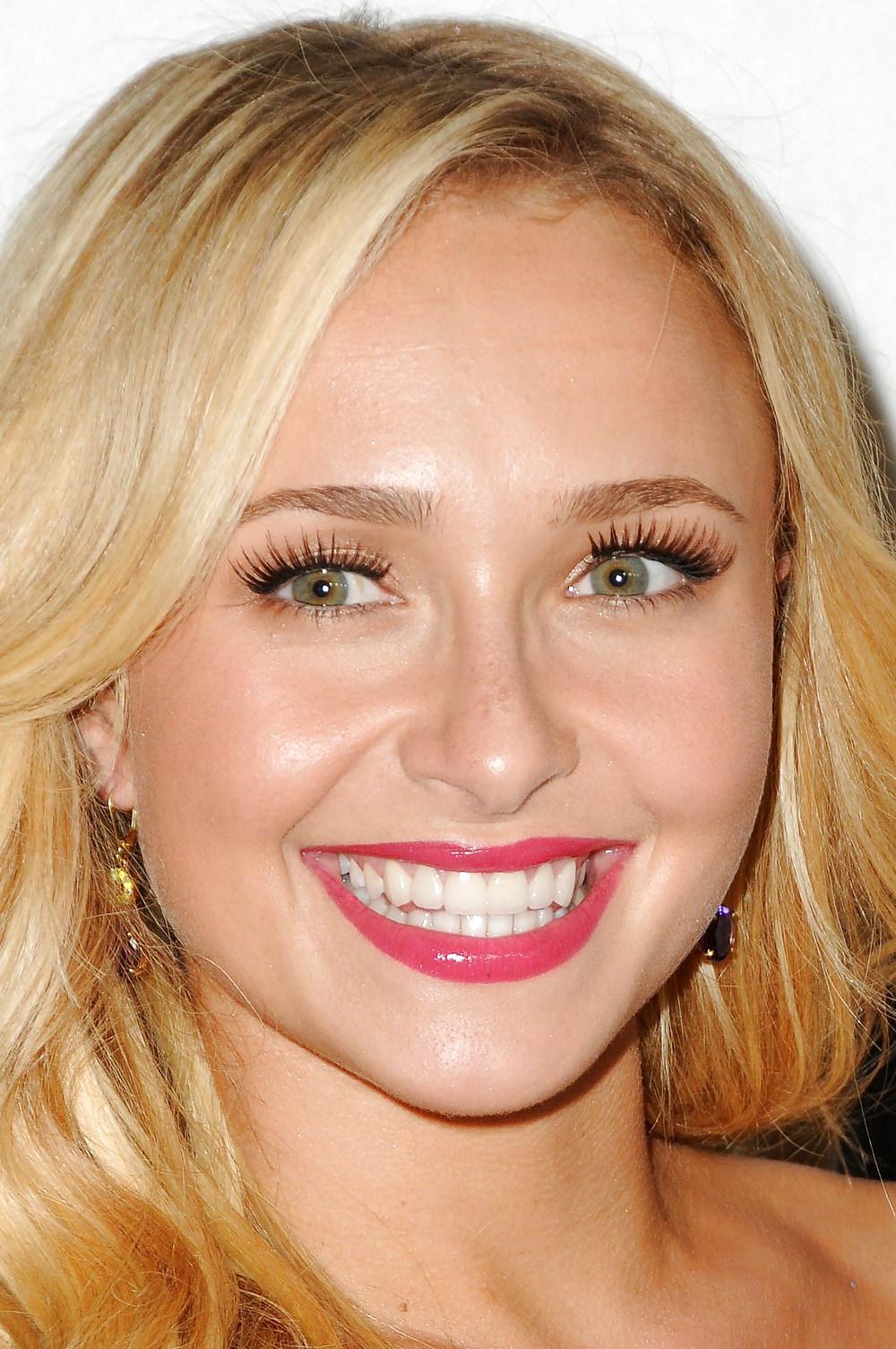 18P More Hot celebs faces i want to cum on 