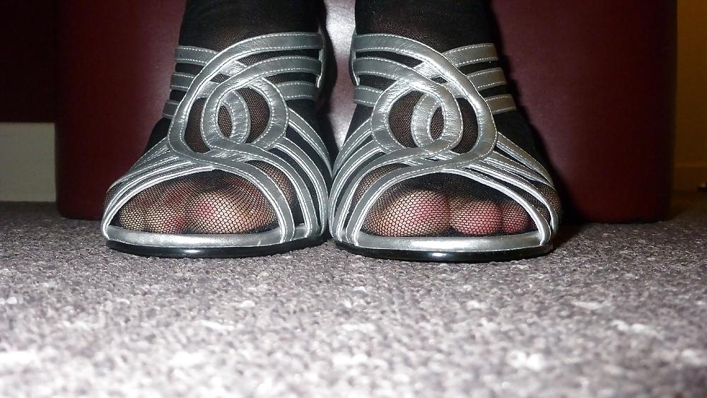 10P Cum on nylonfeet