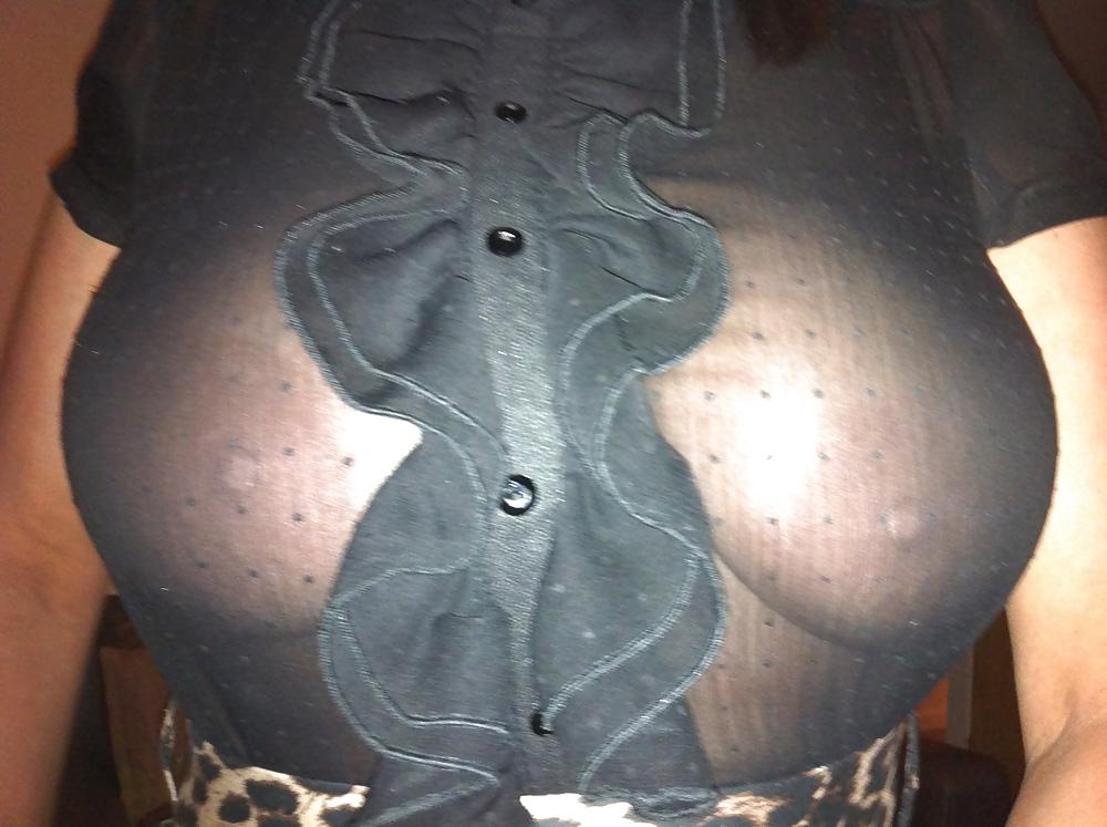 9P Bra or no bra? you decide...!