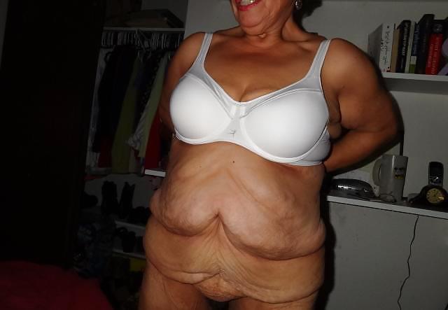 7P Hot bbw bra pics