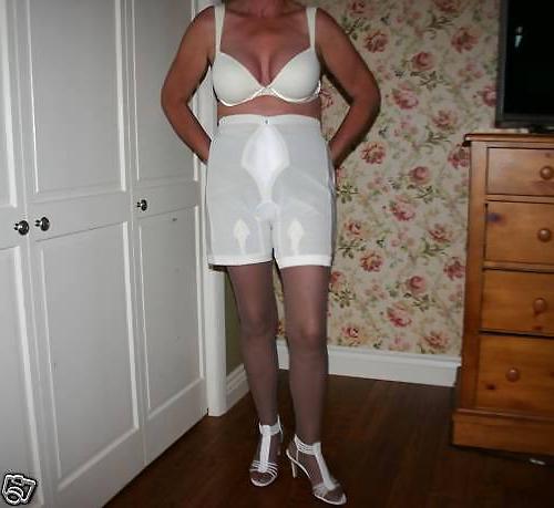 19P Panty girdle 