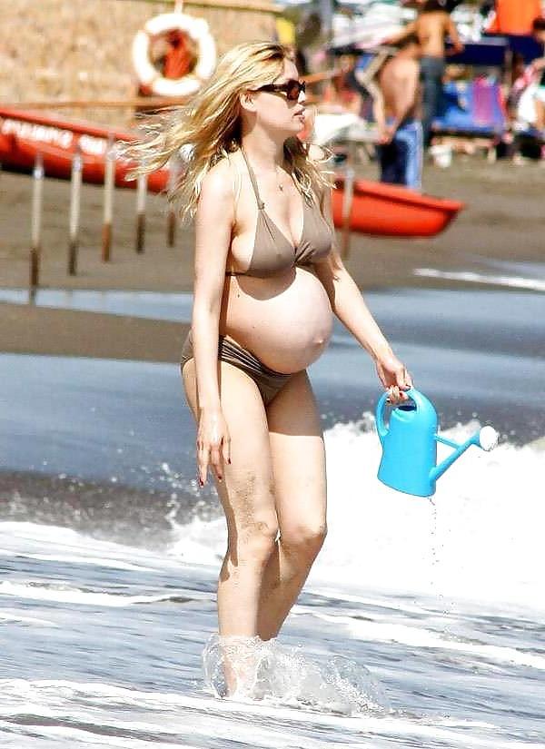20P Pregnant moms