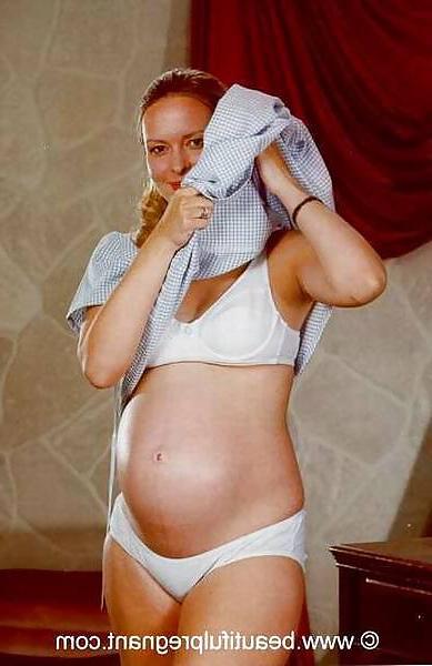 17P Pregnant  Linette