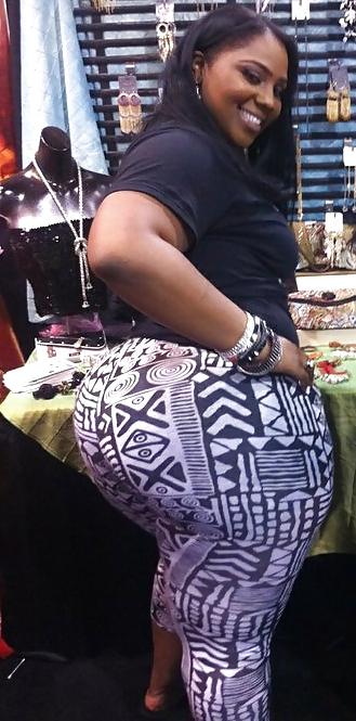 12P Thick in Them Leggings Pt.17