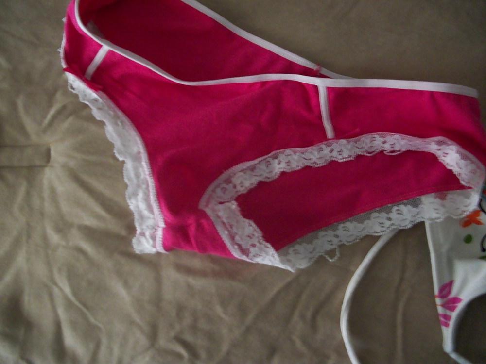 9P Cum on Girlfriends bikini