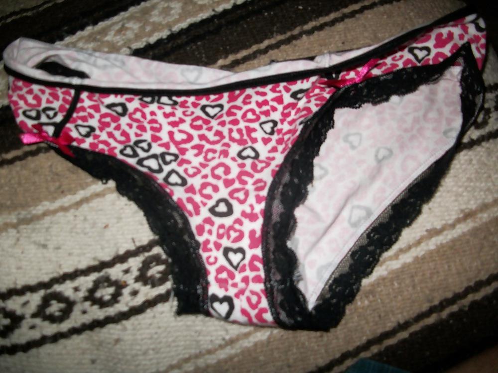 9P Cum on Girlfriends bikini