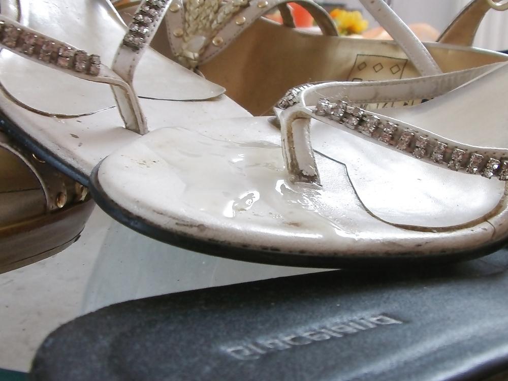 12P Cum on wife white flip flop