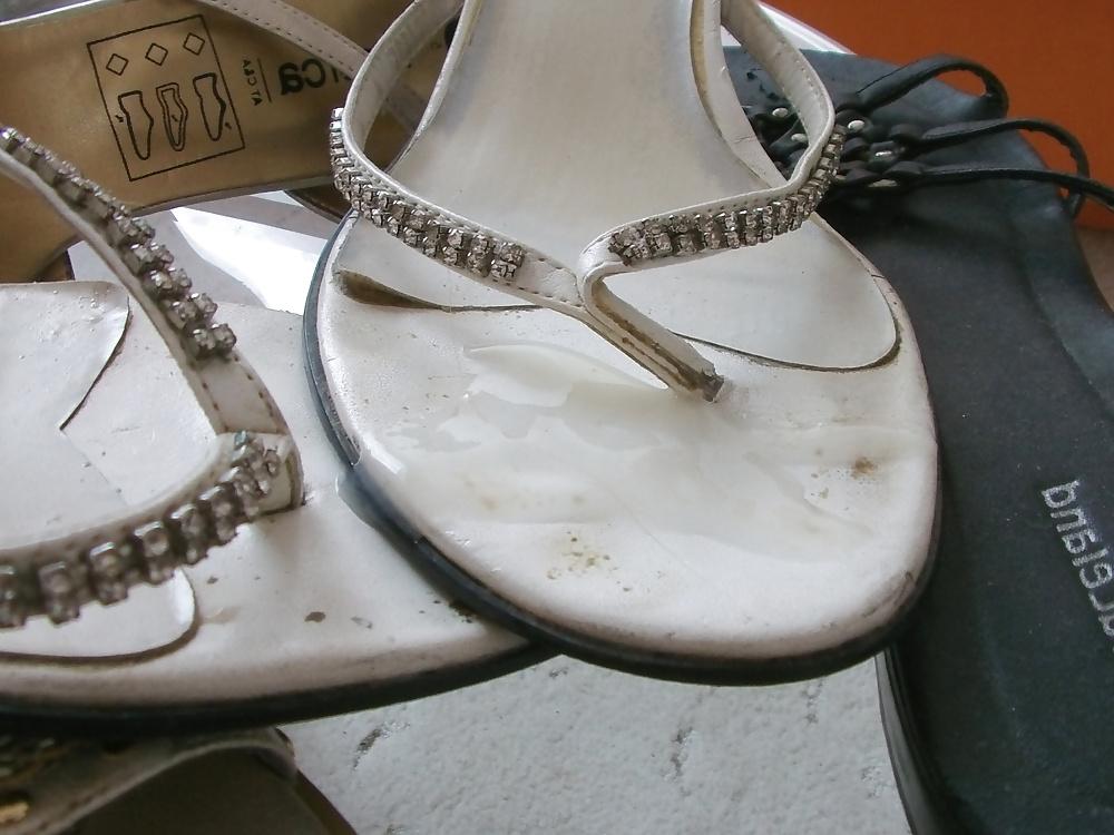 12P Cum on wife white flip flop