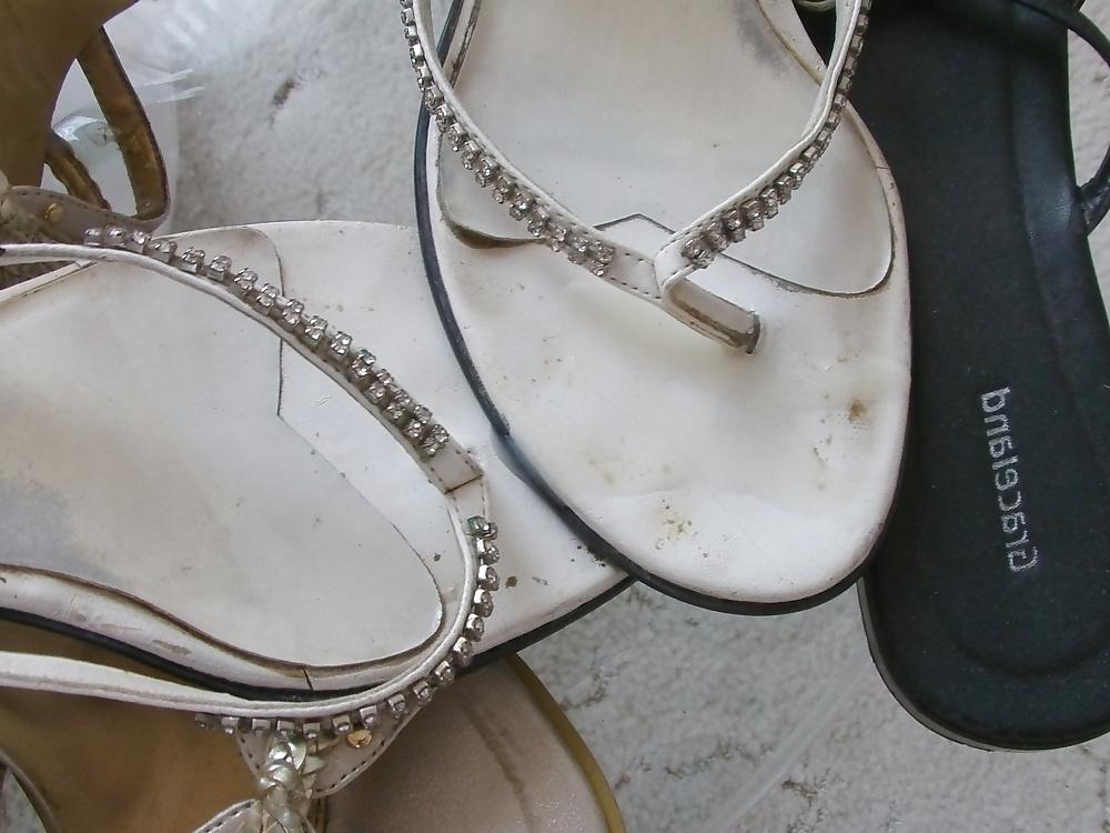 12P Cum on wife white flip flop