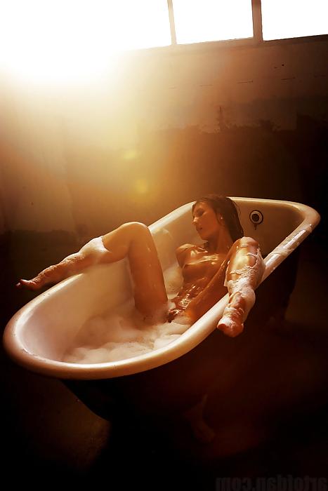 23P Bath 2!