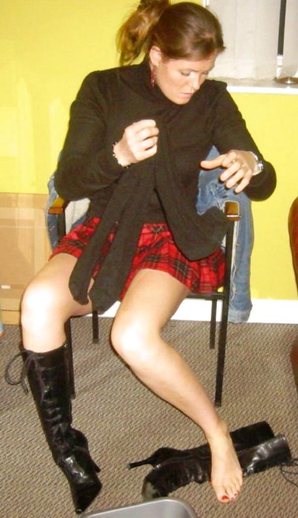 25P Very private pics of a hot horny redheaded MILF