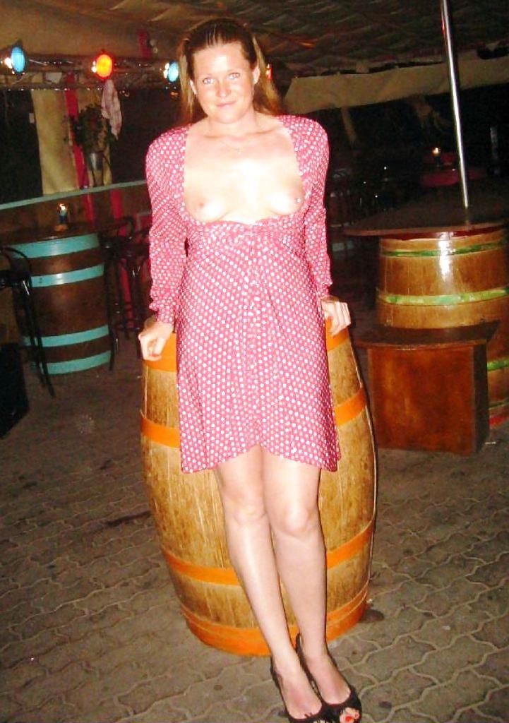 25P Very private pics of a hot horny redheaded MILF