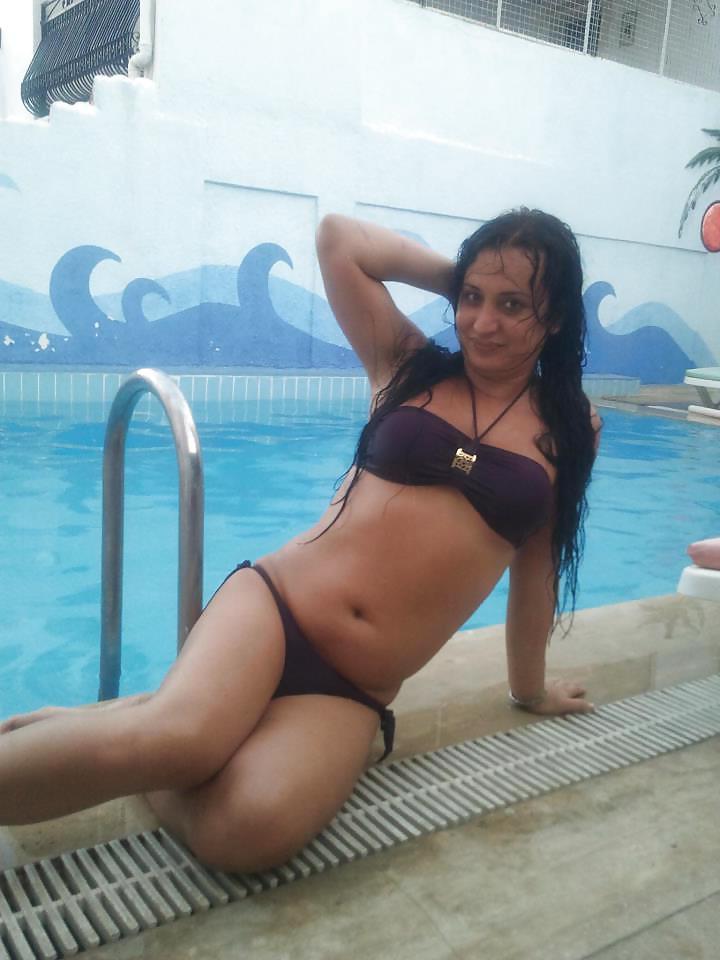 17P Arab turkish milf: Secil