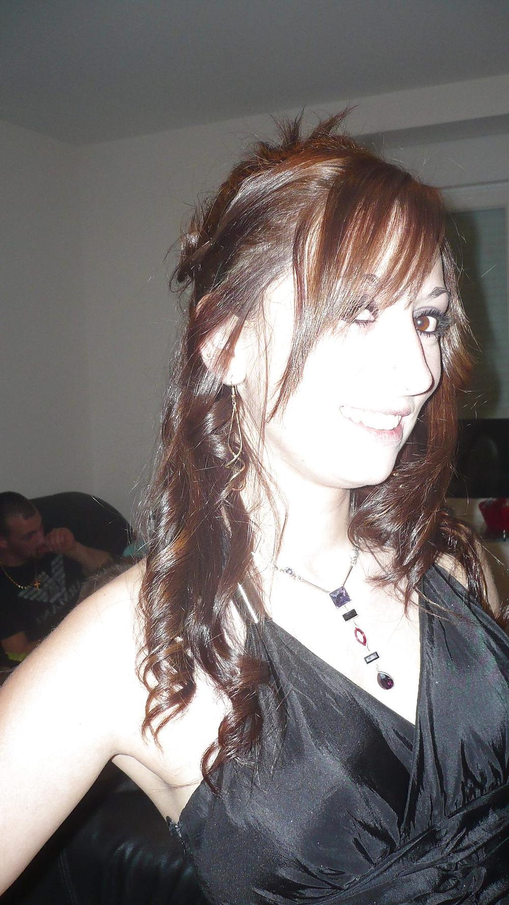 6P French Girl's Face Pics : Justine