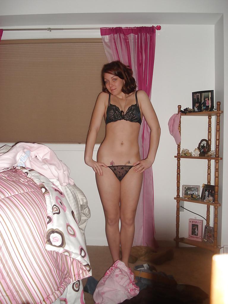 13P Pretty Brunette Amateur Girl Stefanie